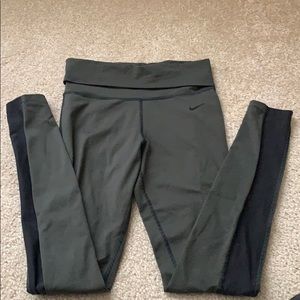 Nike striped leggings